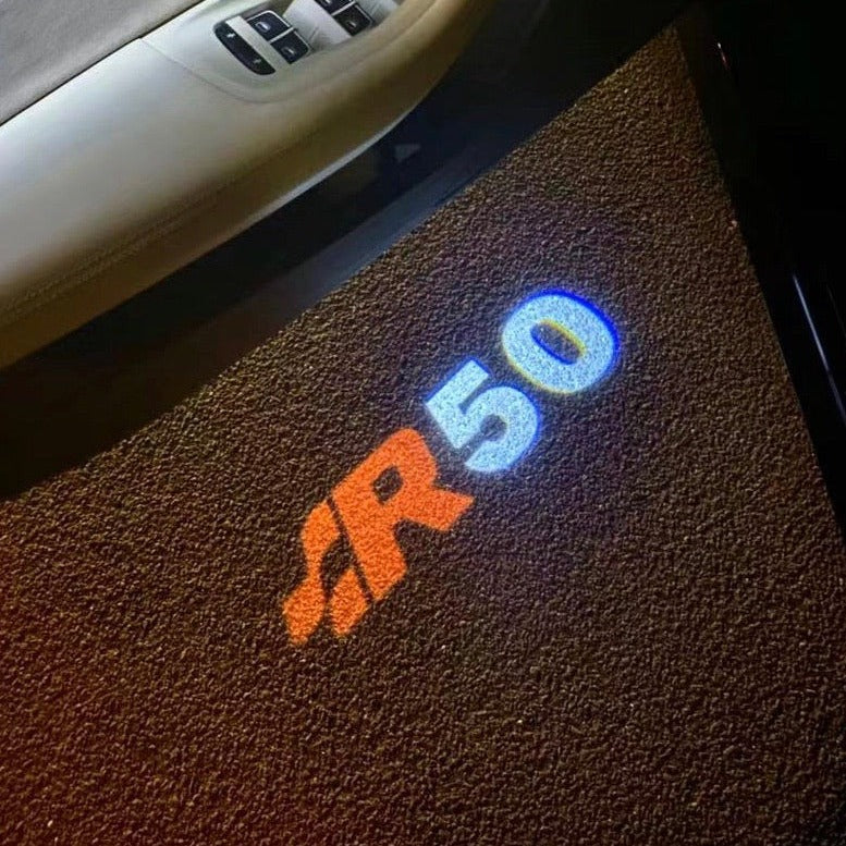 Volkswagen R50 Feux de porte Logo Nr. 141 ( quantité 1 = 2 logo Film / 2 feux de porte)